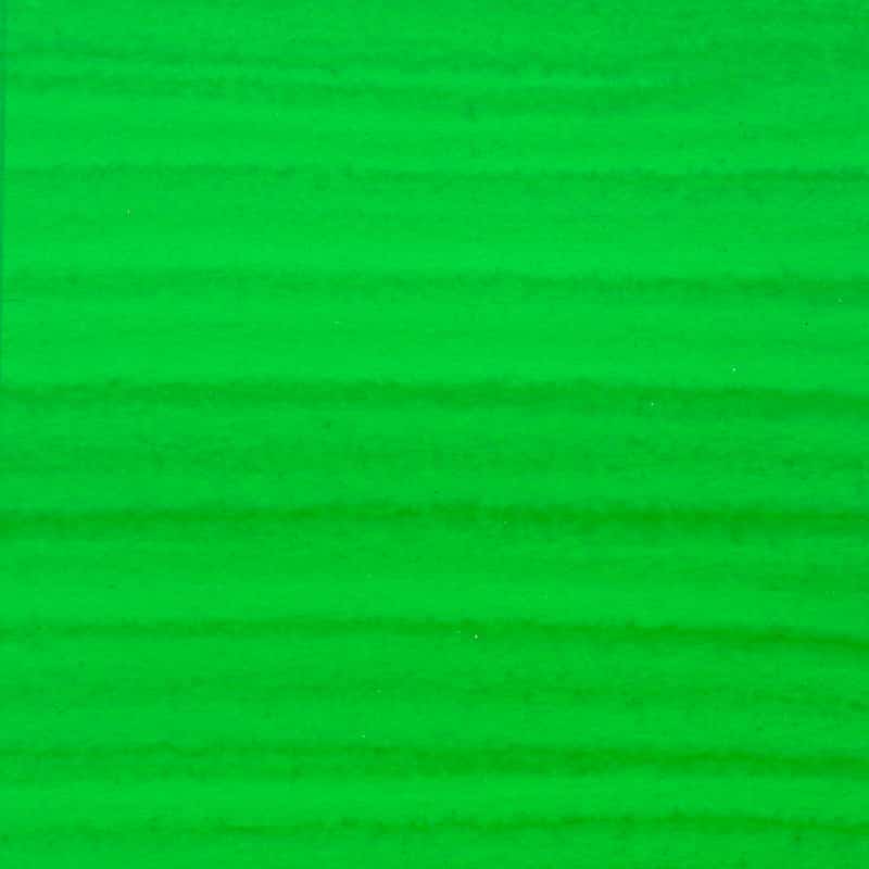 vihreä pinta, jonka keskellä on valkoinen esine.