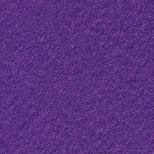 lähikuva violetista matosta