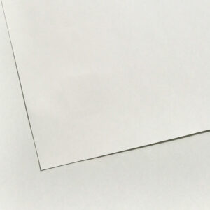valkoinen paperi, jossa on kulma
